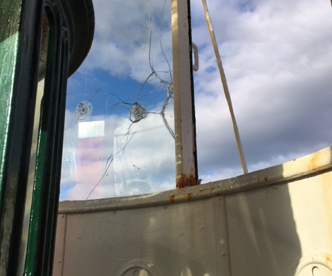 https://www.ggglass.co.uk/wp-content/uploads/2020/01/damage-glass-pannel.jpg